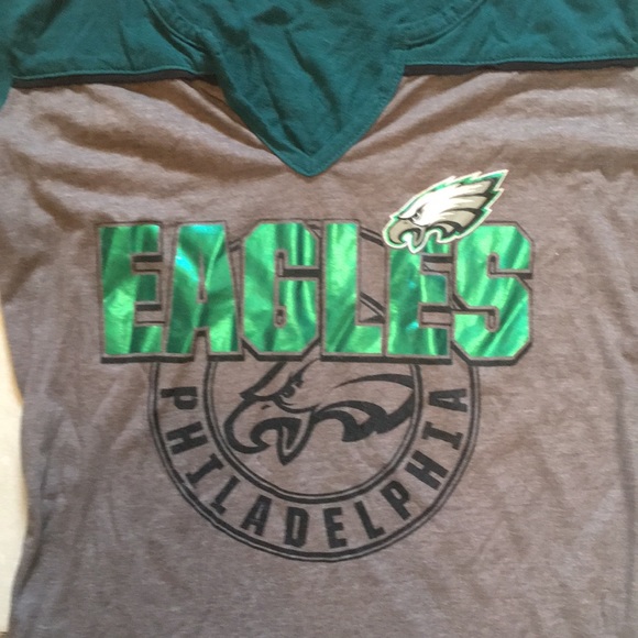 EAGLES T-SHIRT - Picture 5 of 6